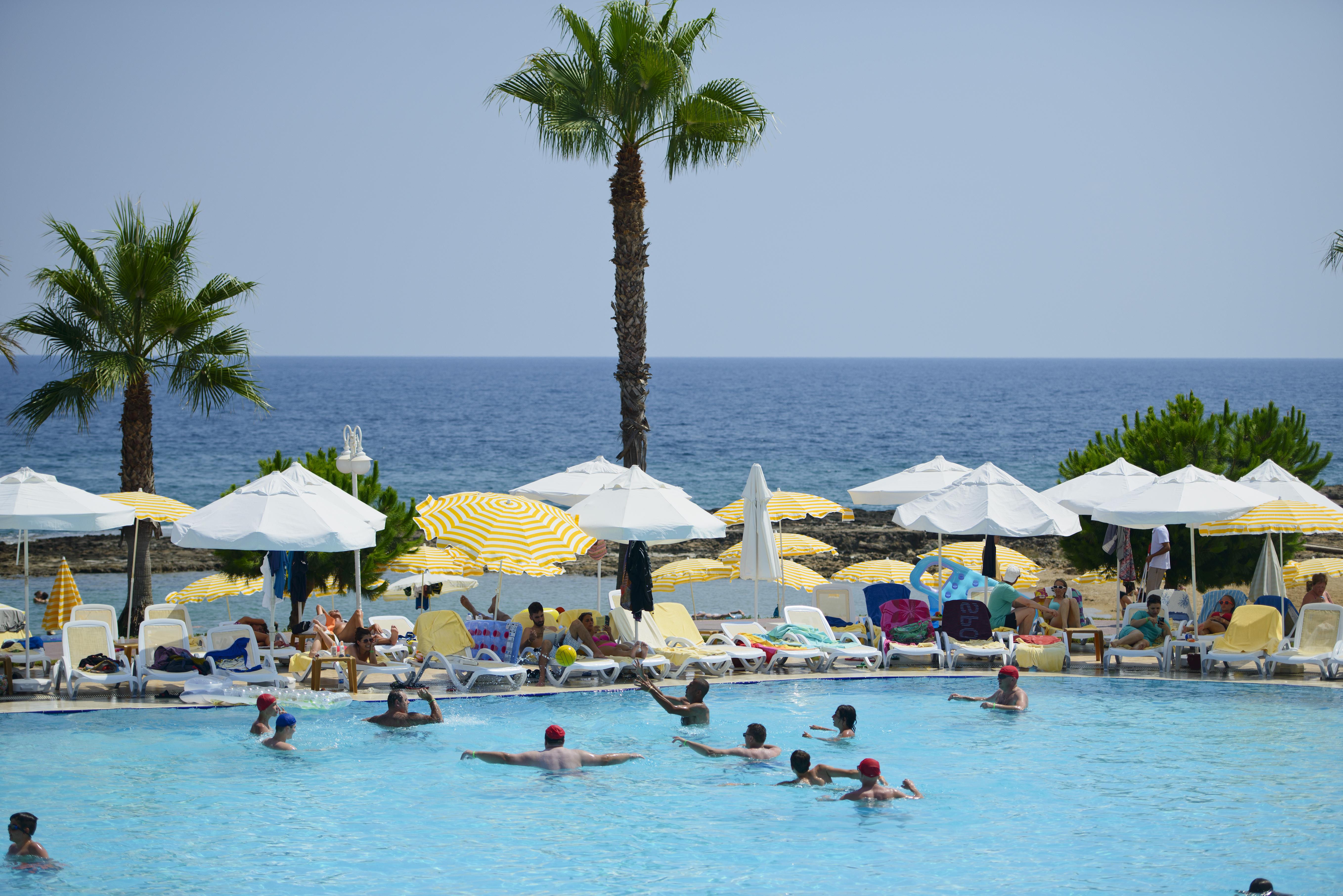 Oz Hotels Incekum Beach Resort & Spa Hotel Okurcalar Exterior photo