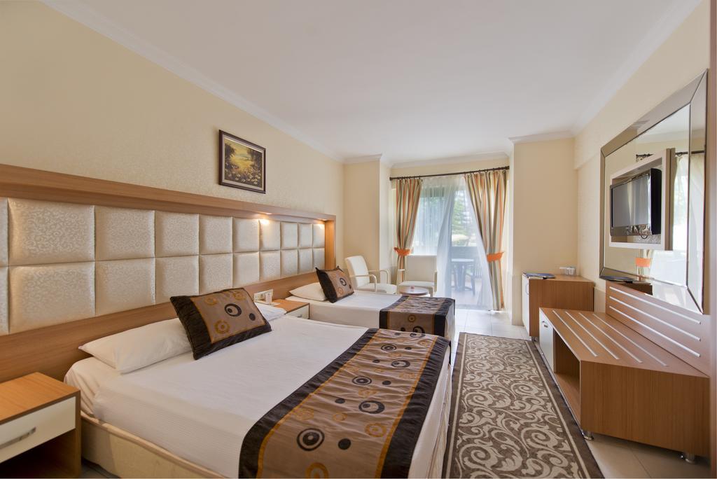 Oz Hotels Incekum Beach Resort & Spa Hotel Okurcalar Exterior photo