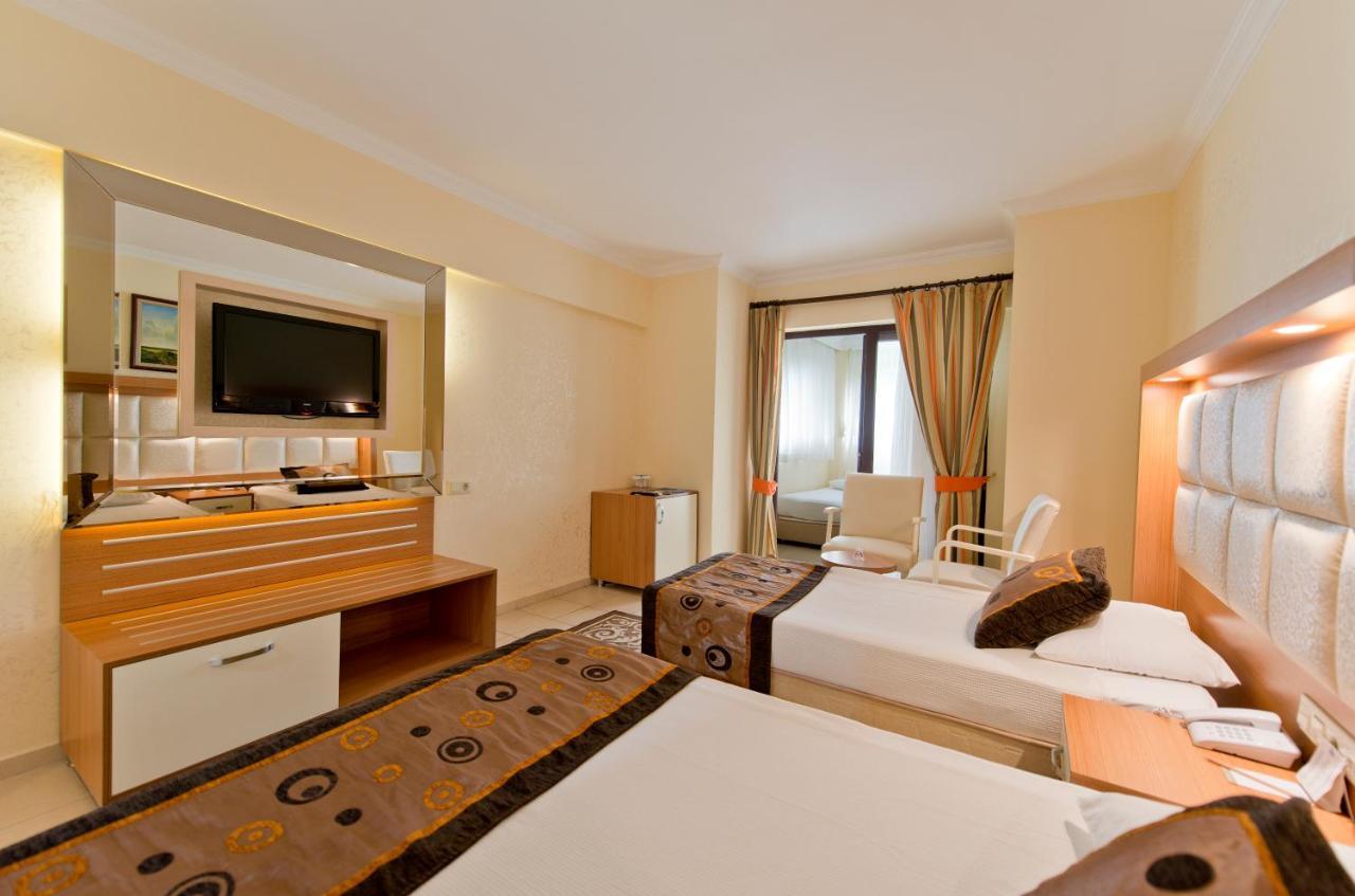 Oz Hotels Incekum Beach Resort & Spa Hotel Okurcalar Exterior photo